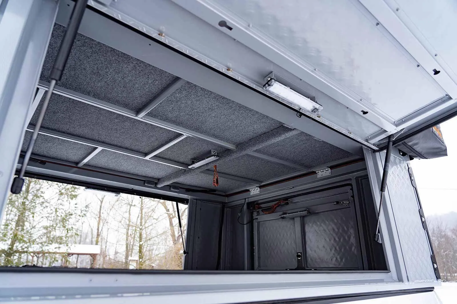 Alu-Cab Toyota Tacoma Canopy Camper 2016 