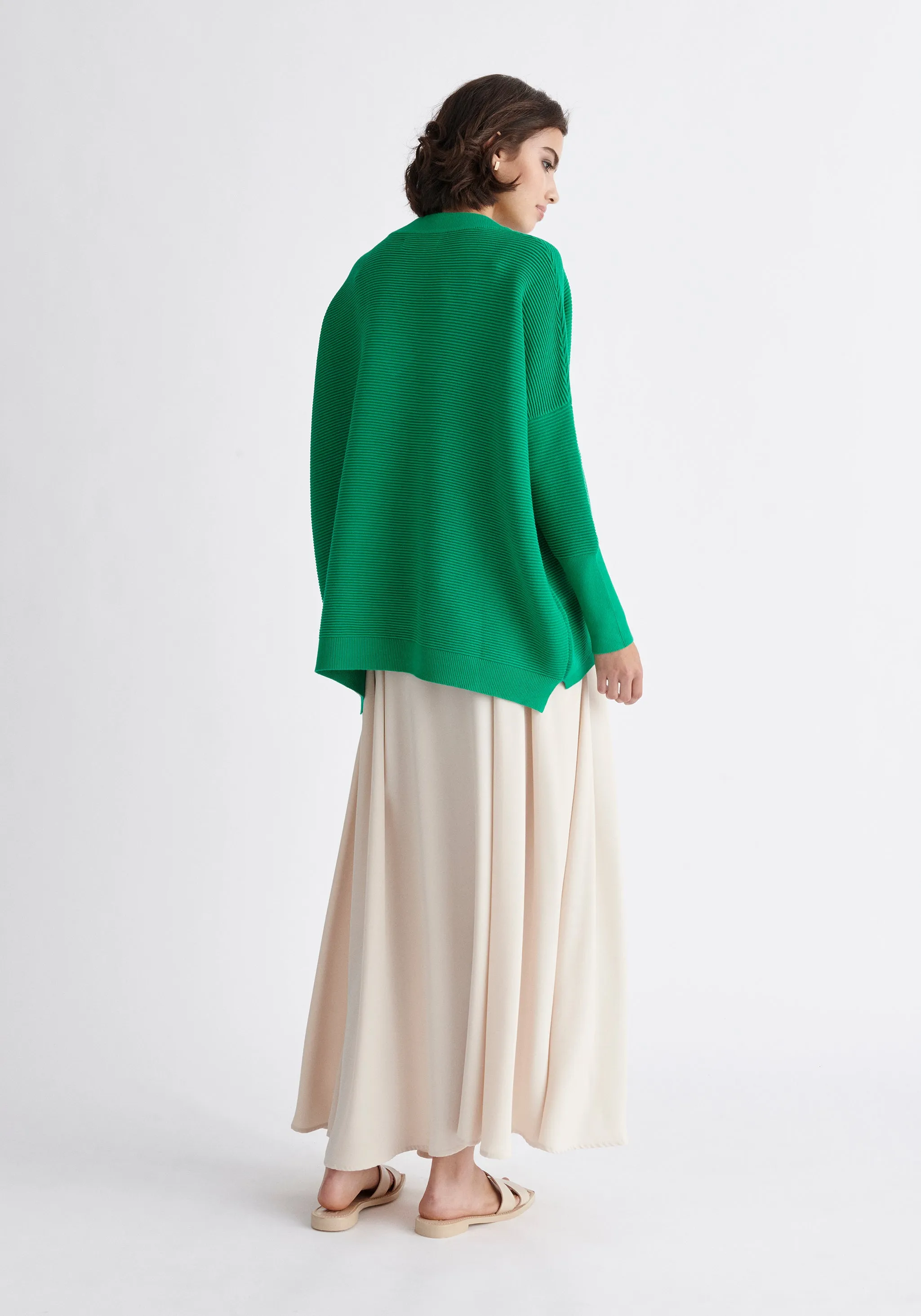 Paisie V-Neck Ribbed Jumper
